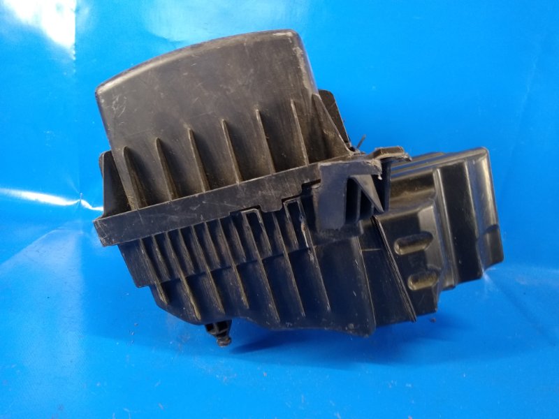 Air filter housing NISSAN NAVARA 14-