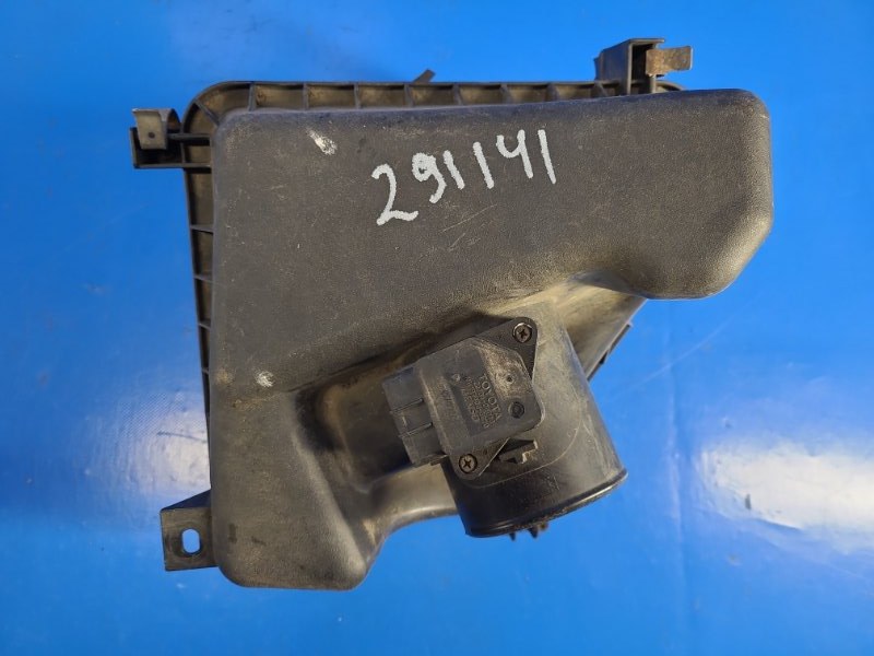 Air filter housing for Toyota Auris 13-18