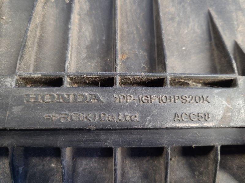 Air filter housing for Honda CRV (RM) 11-18