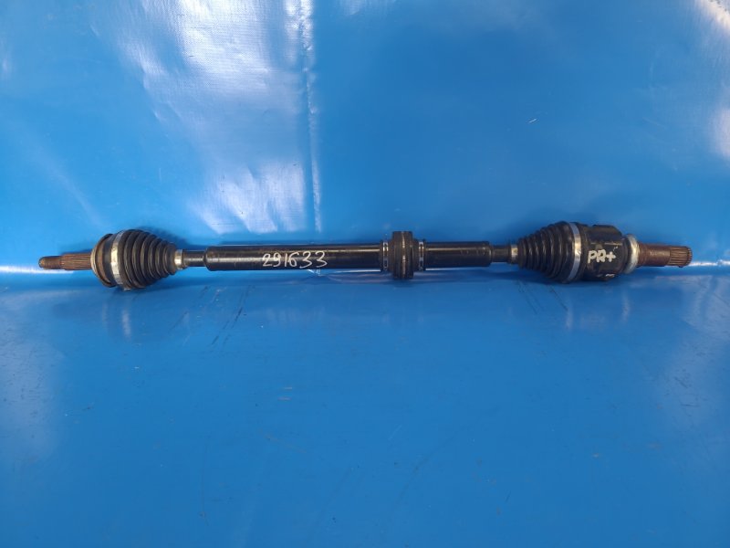Front-wheel drive TOYOTA PRIUS PLUS 11-14 Right.
