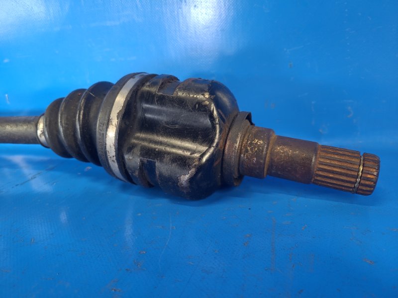 Front-wheel drive TOYOTA COROLLA 150 06-13 Left.