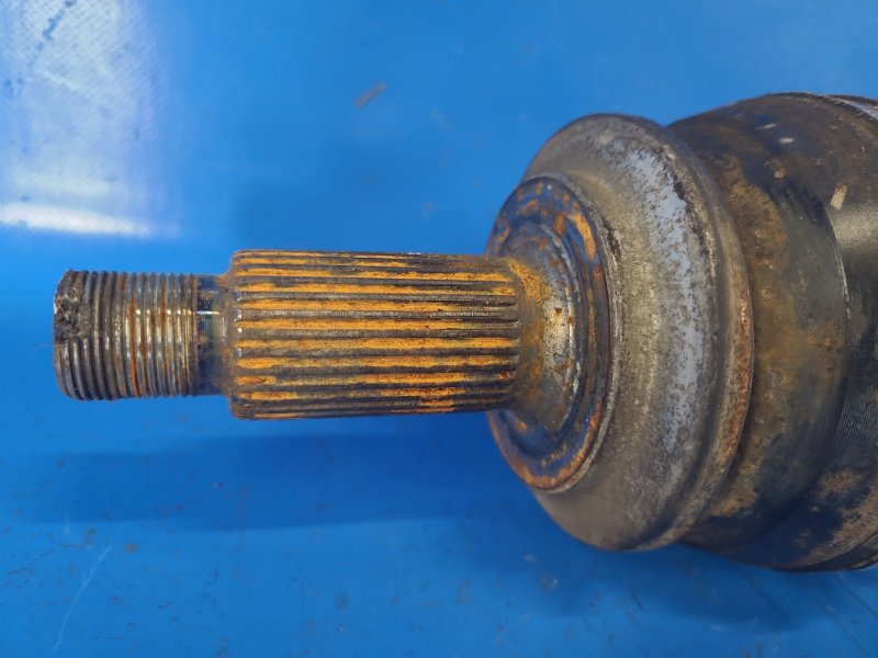 Front-wheel drive TOYOTA CAMRY 70 17- Right.