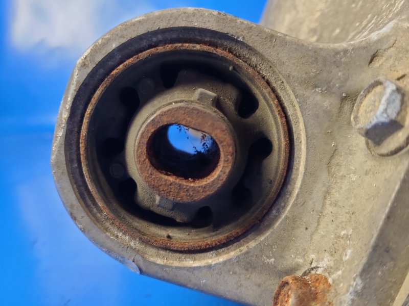 Front gearbox NISSAN NAVARA 04-15