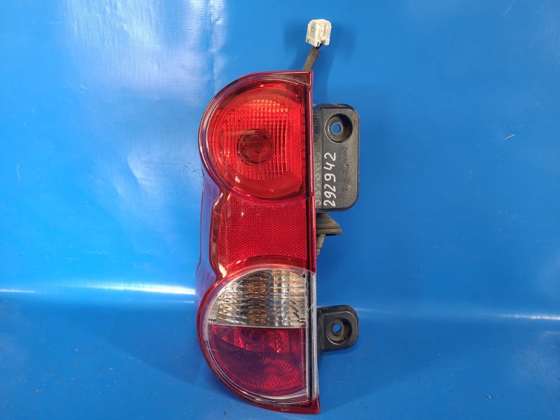 External lamp NISSAN NV200 EU 09- Left.