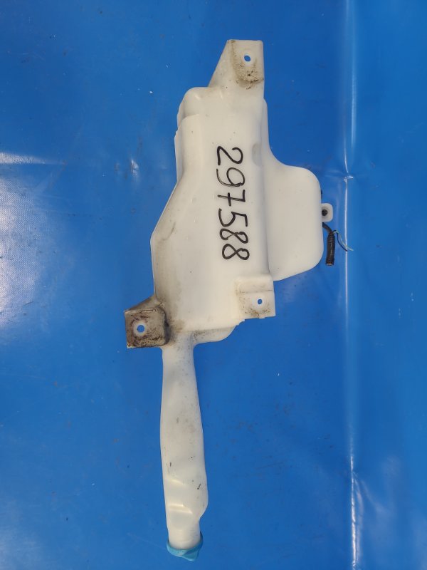 Windshield washer reservoir SUZUKI SX4 06-13 2008