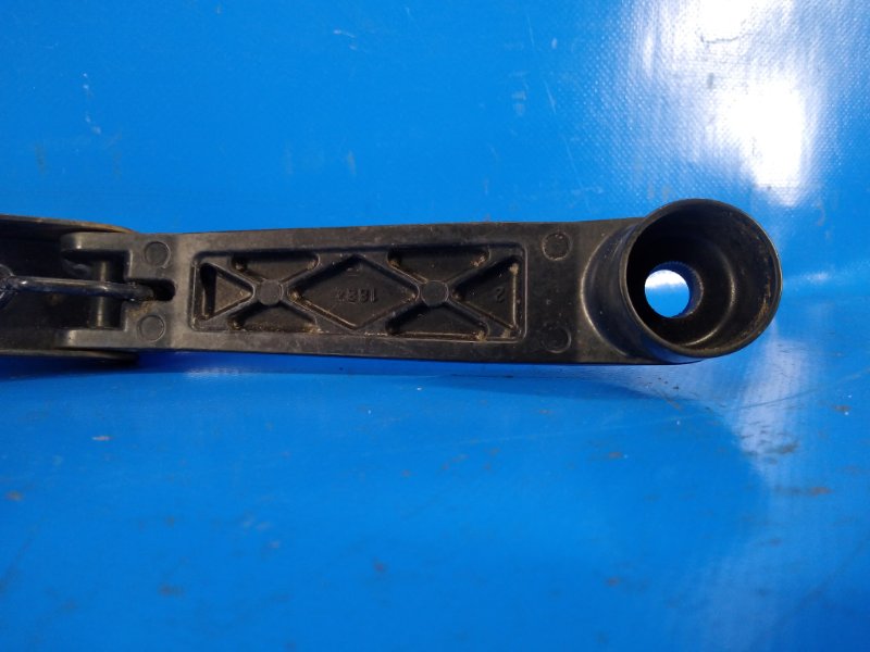 Front wiper arm for SUZUKI SX4 06-13 2008