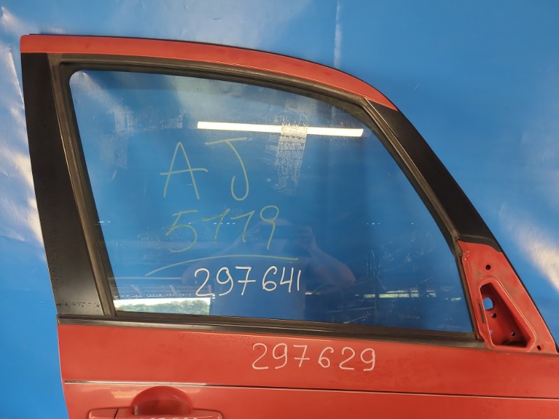 Door glass SUZUKI SX4 06-13 2008 Right Front.