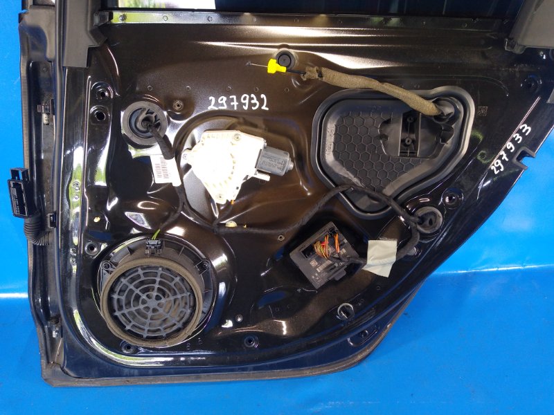 Door AUDI A6 (C7) 11-18 2011 Right Rear