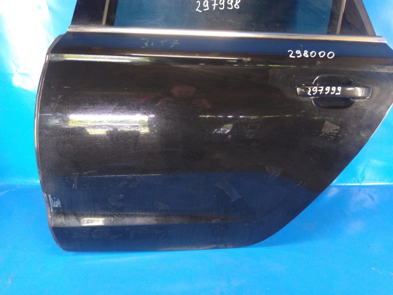 Door AUDI A6 (C7) 11-18 2011 Left. Rear.