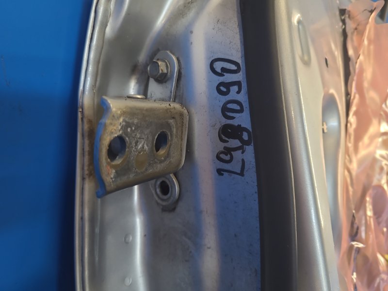 Upper door hinge TOYOTA CAMRY 40 06-11 2010 Right Rear