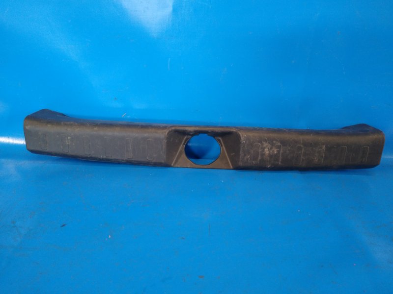 Trunk sill trim for MITSUBISHI MIRAGE 13-2013