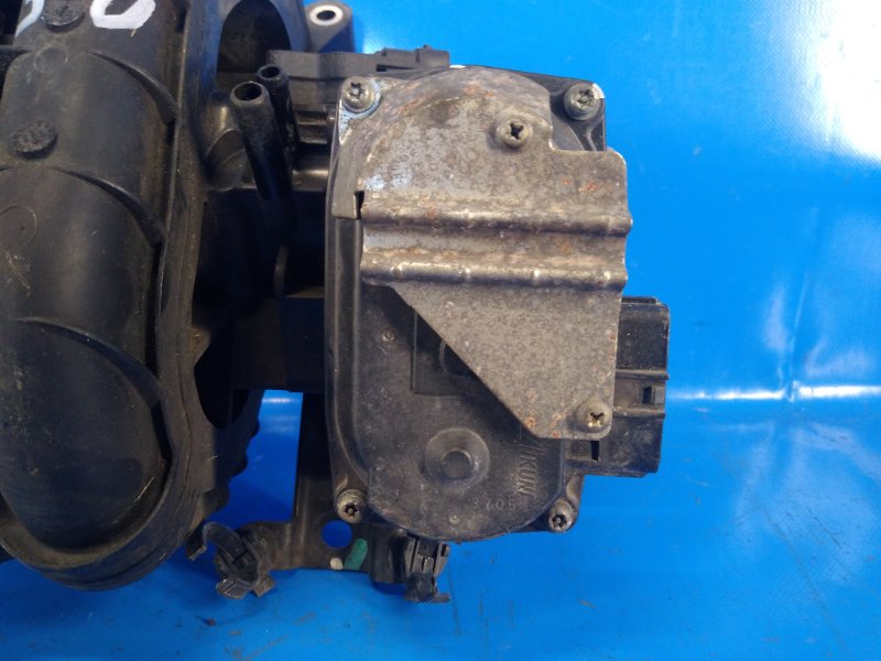 Mitsubishi Mirage 13-2013 intake manifold