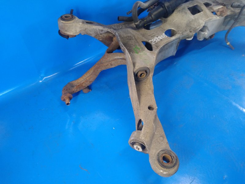 Rear suspension beam VOLVO XC70 00–07 2006