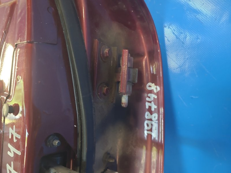 Upper door hinge VOLVO XC70 00–07 2006 Left. Front.