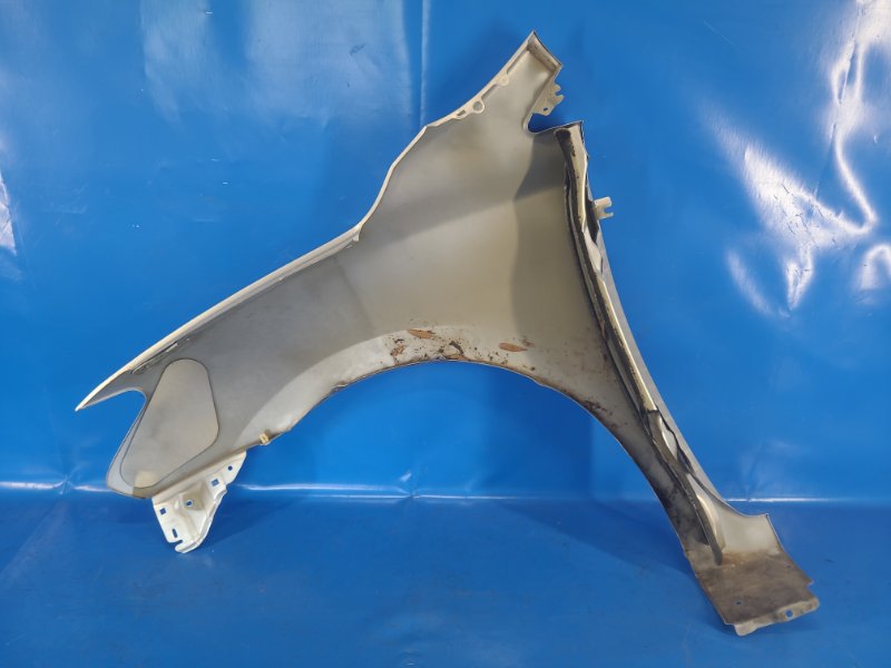 Front wing NISSAN SENTRA B17 12-21 2013 Right.