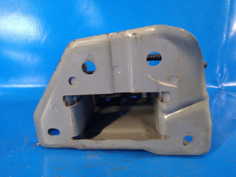 Front bumper reinforcement bracket NISSAN SENTRA B17 12-21 2013 Left.