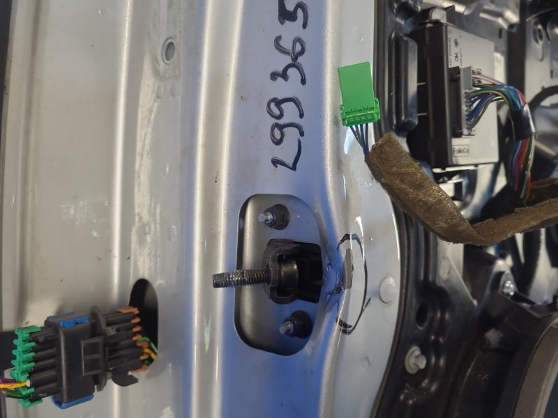 Door limiter VOLVO S60 10-13 2012 Right Rear