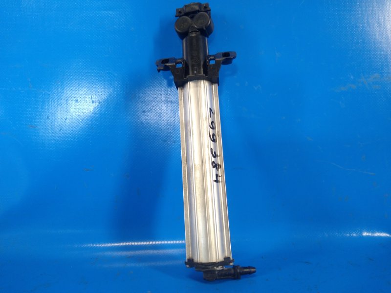 Headlight washer nozzle VOLVO S60 10-13 2012 Right.