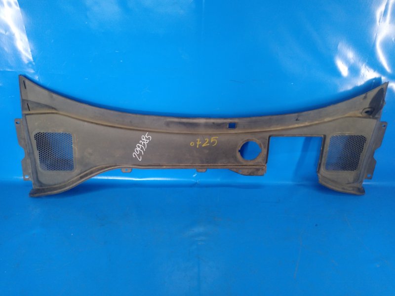 Plastic windshield trim / Frog for Volvo S60 10-13 2012