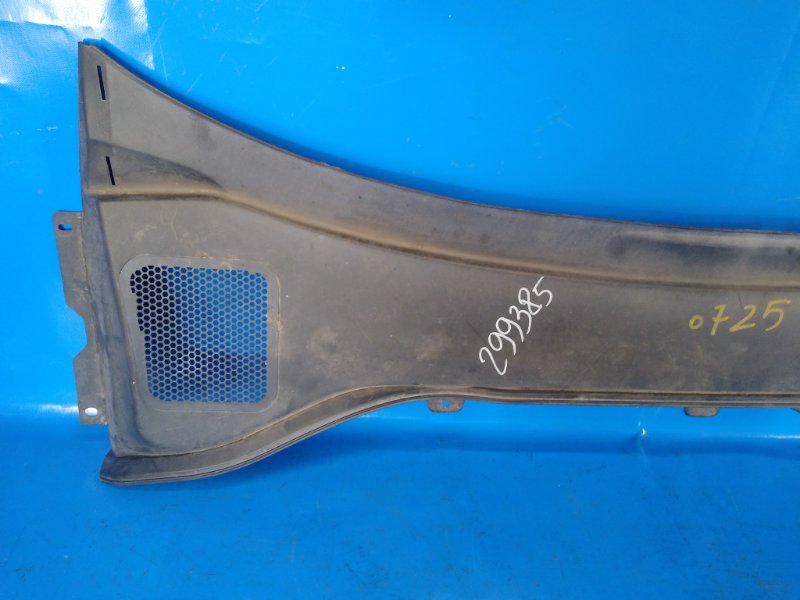 Plastic windshield trim / Frog for Volvo S60 10-13 2012