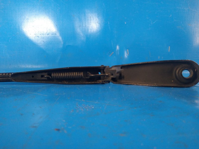 Front windshield wiper arm VOLVO S60 10-13 2012 Left.