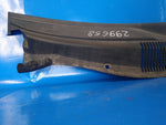Plastic windshield trim / Frog for Jeep Compass 06-16 2014