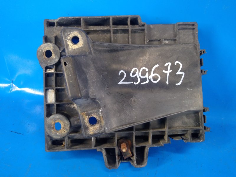 2006 Dodge Caliber Battery Shelf