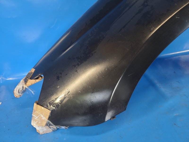 Front wing CHRYSLER 200 10-14 2012 Left.