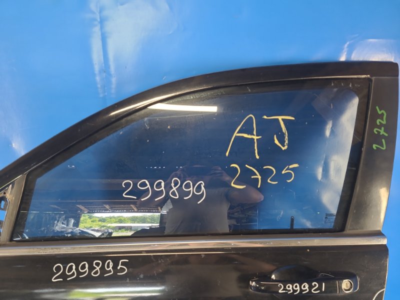 Door glass CHRYSLER 200 10-14 2012 Left. Front.