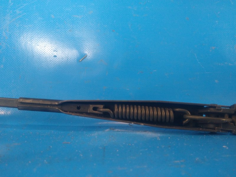 Front windshield wiper arm CHRYSLER 200 10-14 2012 Right
