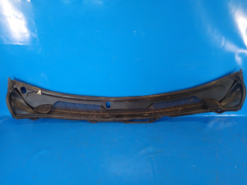 Plastic under the windshield / Frog VOLVO XC90 02–16 2008