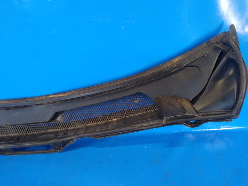 Plastic under the windshield / Frog VOLVO XC90 02–16 2008