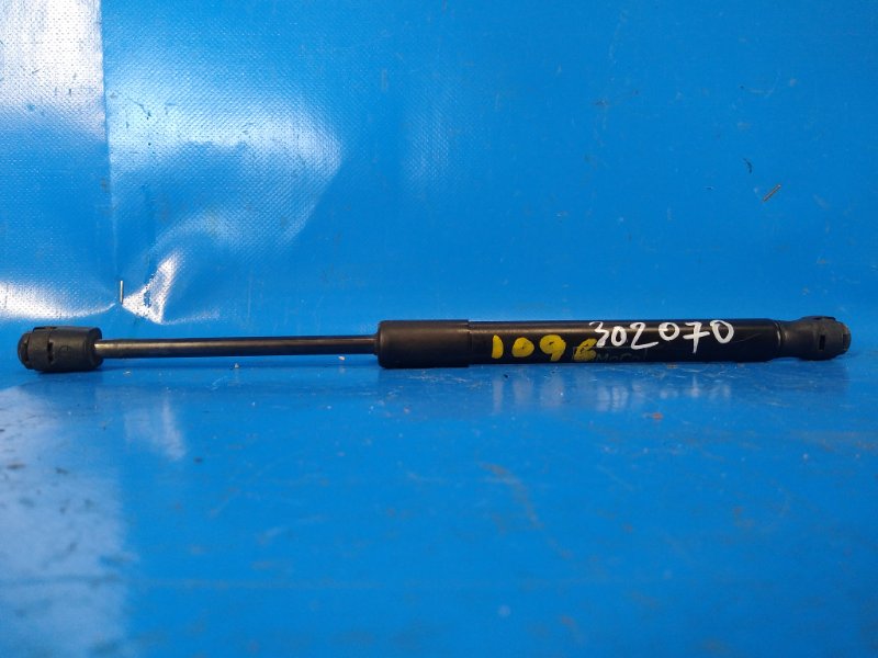 Ford Mustang 15-2019 trunk lid shock absorber