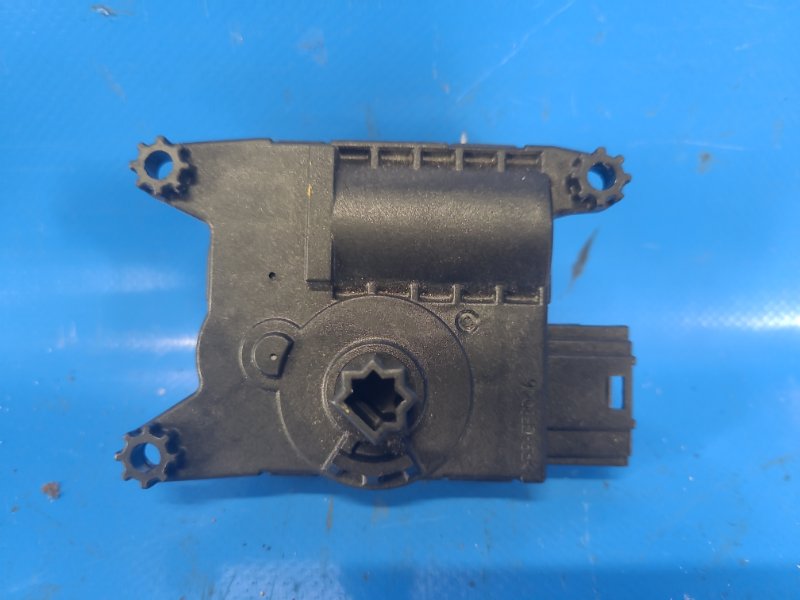 2019 Ford Mustang 15-series heater damper motor