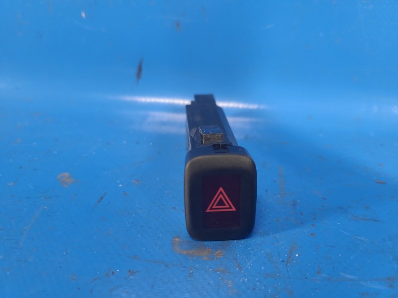 Volvo S60 10-13 2012 hazard warning light button