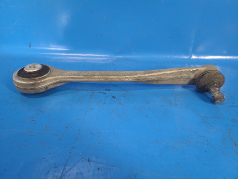 Lower front suspension arm AUDI A6 (C7) 11-18 2011 Left.