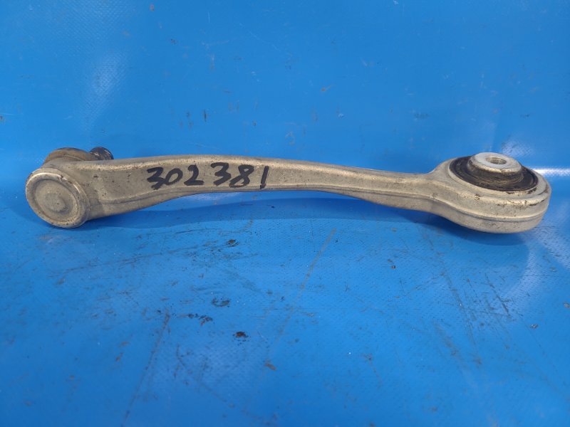 Upper front suspension arm AUDI A6 (C7) 11-18 2011 Right