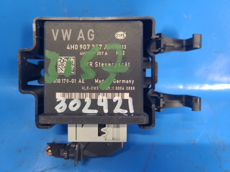 Headlight range control unit AUDI A6 (C7) 11-18 2011