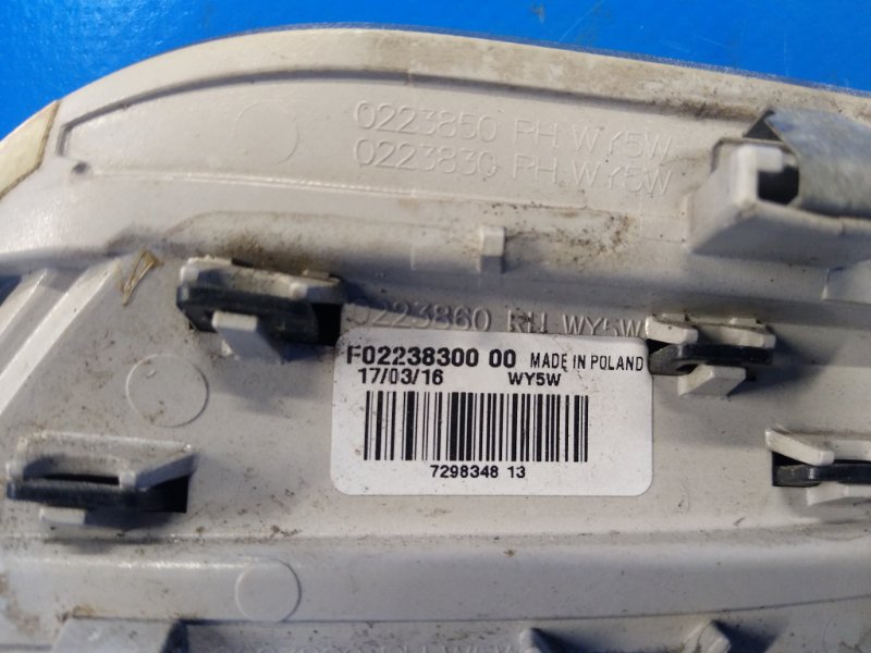 Turn signal repeater in the wing MINI COOPER (F57) 15- 2016 Right.