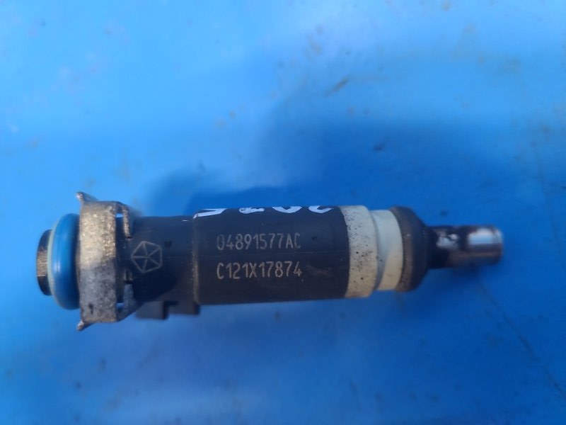 Fuel injector Chrysler 200 10-14 2012
