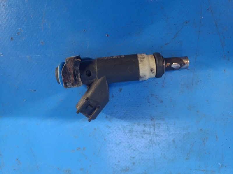 Fuel injector Chrysler 200 10-14 2012
