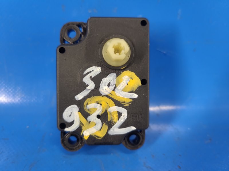 Heater flap motor VOLVO XC70 00–07 2006