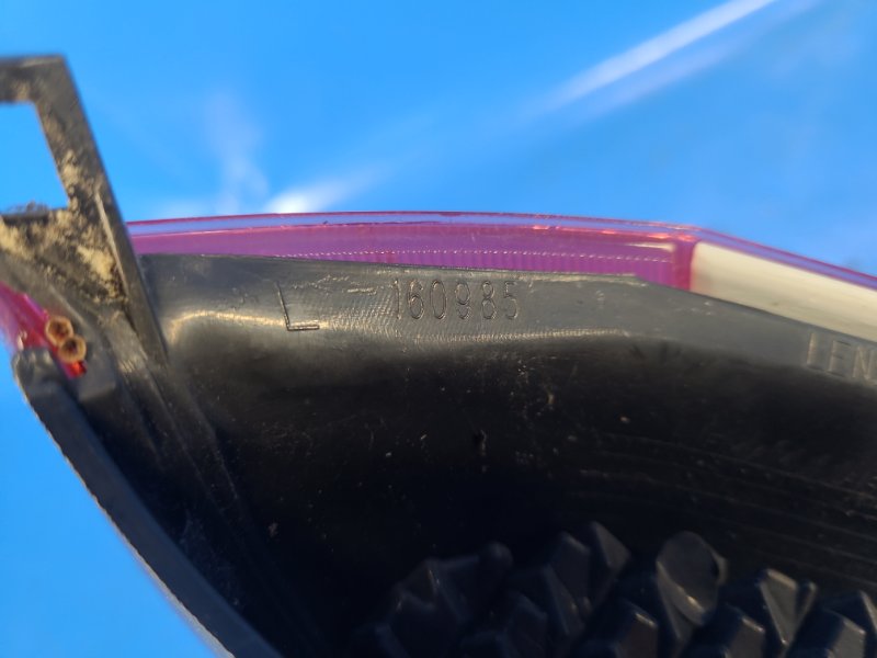 Exterior light VOLVO XC70 00–07 2006 Left.