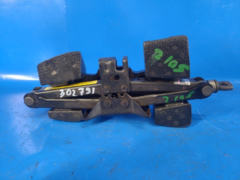 Toyota Camry 40 jack 06-11 2010