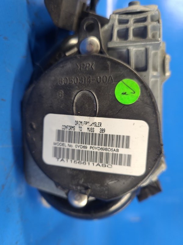 Seat Belt DODGE CALIBER 06-11 2006 Left Front.