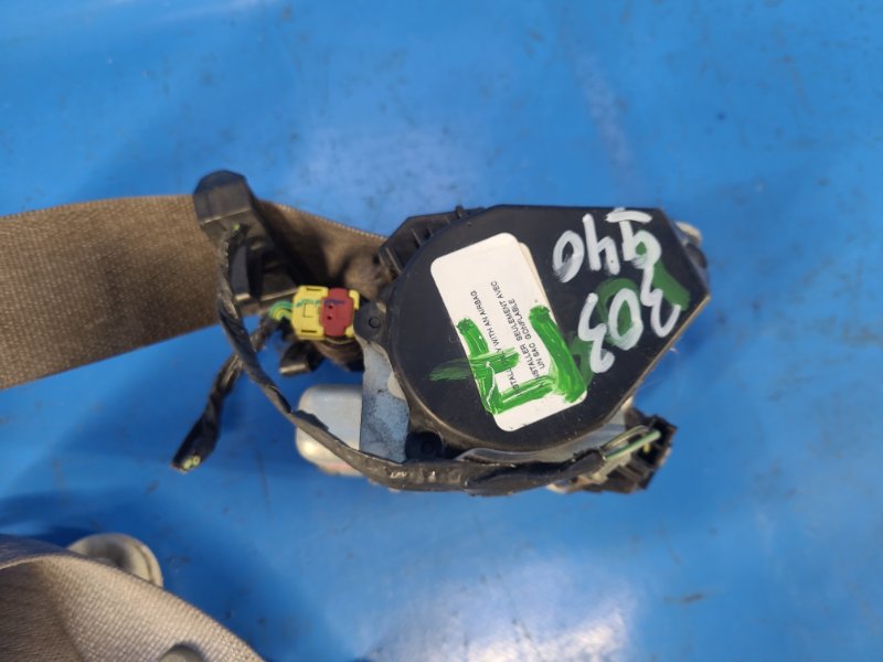Seat Belt DODGE CALIBER 06-11 2006 Left Front.