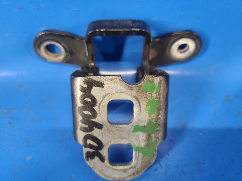 Upper door hinge DODGE CALIBER 06-11 2006 Left. Front.
