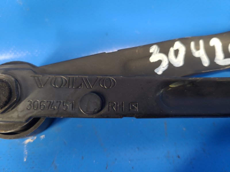 Hood hinge VOLVO XC90 02–16 2008 Right