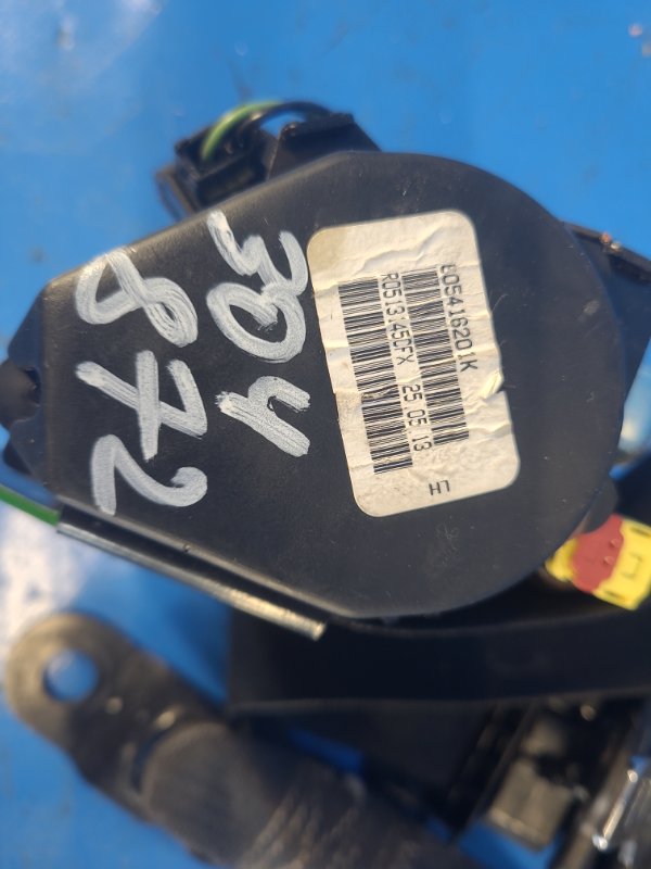 Seat Belt CHRYSLER 200 10-14 2013 Left Front.