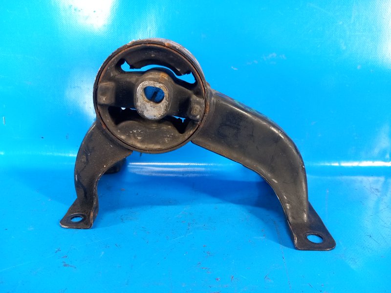 Lower engine mount for Chrysler 200 10-14 2013